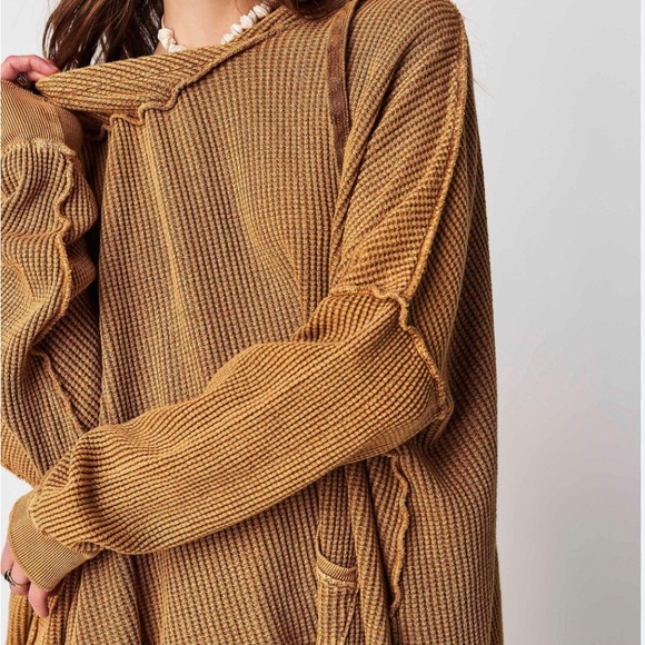 FP One Gannet Hoodie BNWOT < 3 Item (blue, pink ,and brown available ) - Picture 7 of 13